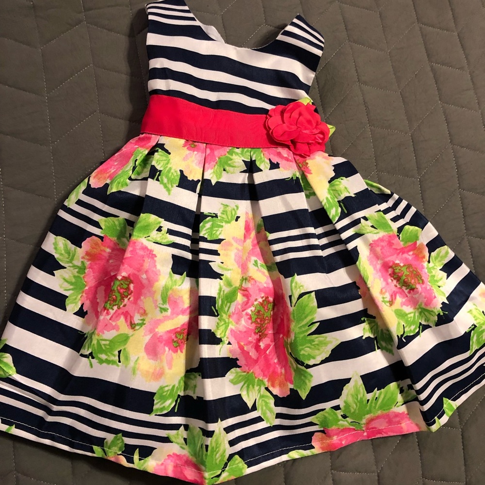 New baby girls dress